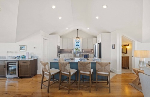 Cape Fear Station Maison | Looking for the BEST of Bald Head? Look no further than Two Views.