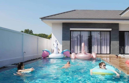 Bang Sare Maison | Ça a l'air cool, Sai Kaew Beach, Chon Buri