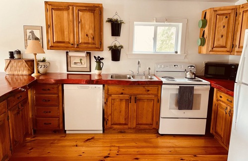 East Baldwin Maison | "Loon Cottage" on Sand Pond