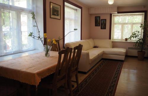 Nomme Appartement | Lootuse Apartment