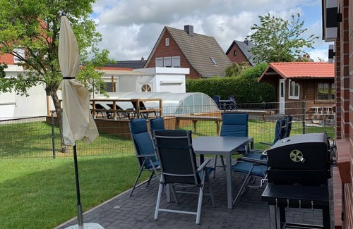 Loppersum Maison | Loppi Hus - High-quality vacation home in direct canal location
