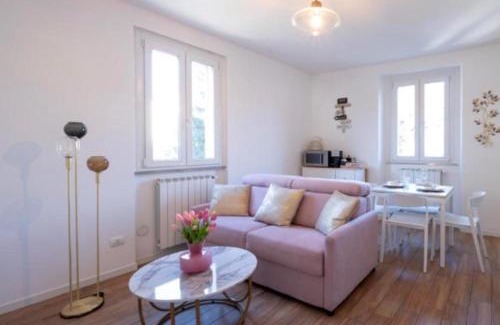 Albate Appartement | Lora diamond Suite ,free parking, self check in,3