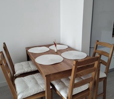 Ploiesti Appartement | Lorena in White Tower