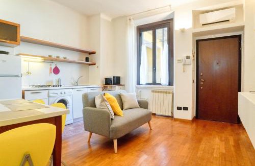 NoLo Appartement | Loreto cozy One Bedroom - 50 mt from M1 Pasteur Metro station