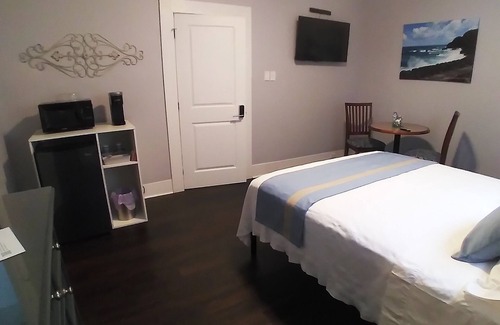 McDonough Lit Et Petit-Déjeuner | Lorraine Suite - 1 br 1 bath - Ferry to French Quarter