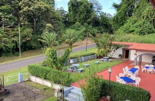 Arenal Hôtel | Los Héroes
