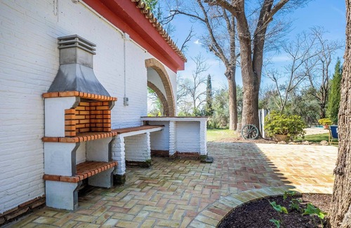 Carmona Cottage | Los Tareros House