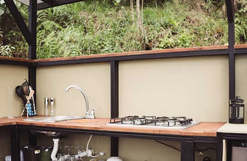 San Francisco Cabine | Lose yourself in the mountains at Glamping Resurrection - Magical sunsets