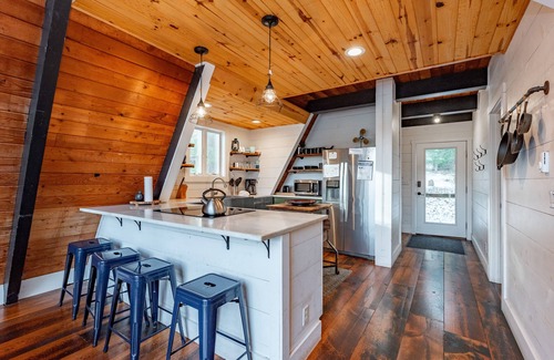Swanton Maison | Objets trouvés - Lakefront Home avec quai privé