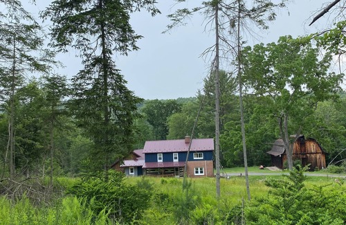Spring Mills Maison | Lost Dutchman Mountain Retreat - Main House