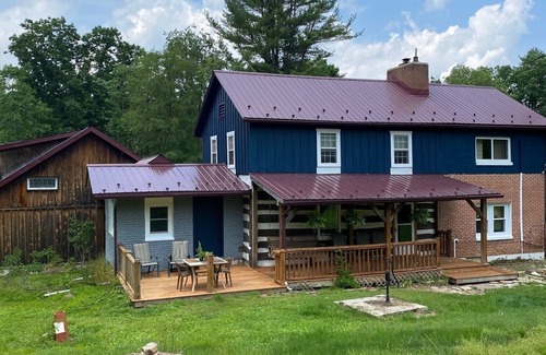 Spring Mills Maison | Lost Dutchman Mountain Retreat - Main House