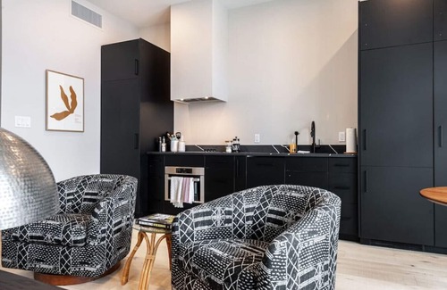 Stratford Appartement | Lot 44: Wood Forbes Unit 3 (King)