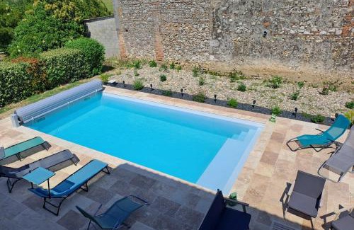 Damazan Maison | Lot et Garonne Gîte en campagne pour 6 personnes Piscine et jardin