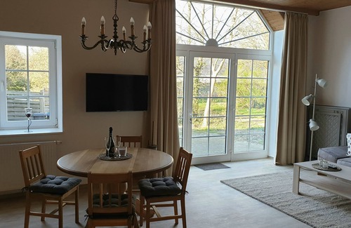 Altenhagen Appartement | Lots of harmony - Modern vacation apartment near Steinhude