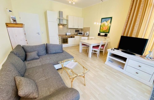 Hohe Dune Appartement | Lotsenhaus, Ostseewelle, close to the beach