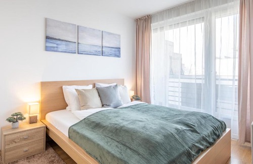 Angyalfold Appartement | LOTUS Apartments ORIGO with Garage