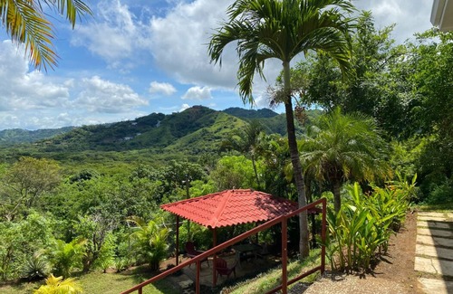 El Ocotal Appartement | LOTUS Costa Rica Studio 4 Tucan - "Boho Luxe" Studios with mountain views.