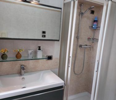 San Bonifacio Appartement | LotusNest - Casa Priv - Matr, Parcheggio, Treno