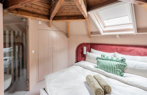 Centrale Markt Maison | Lotz - one-of-a-kind boutique center suite