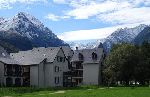 Peyragudes Appartement | LOUDENVIELLE appart chaleureux à 150m télécabine.