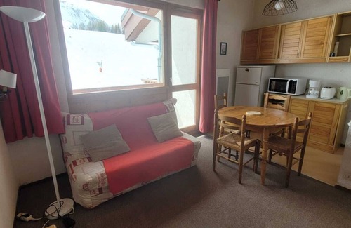 Plangagnant Appartement | Loue Appart Plagne Village - 2100m -4 à 6 pers -2 chambres - au pied des pistes