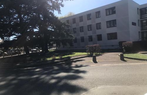 Nevers Appartement | Loue Chambres vert bâtiment les cytises 11 ou 13 rue de la motte Nevers 58000