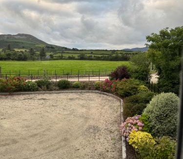 Dundalk Maison | Loughanmore Court Cottage