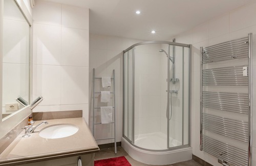Ixelles Appartement | Louise Royal Residence