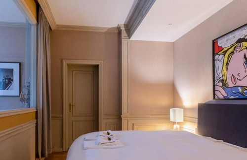 Ixelles Appartement | Louise Royal Residence