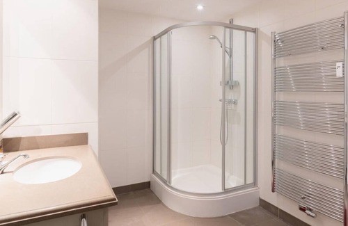 Ixelles Appartement | Louise Royal Residence