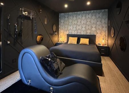 Mons-en-Pevele Hôtel | Love Room & Spa, L'Atelier des Sens