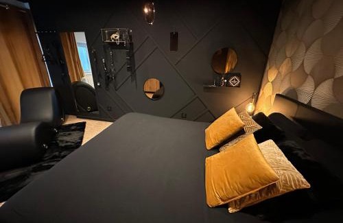 Mons-en-Pevele Hôtel | Love Room & Spa, L'Atelier des Sens