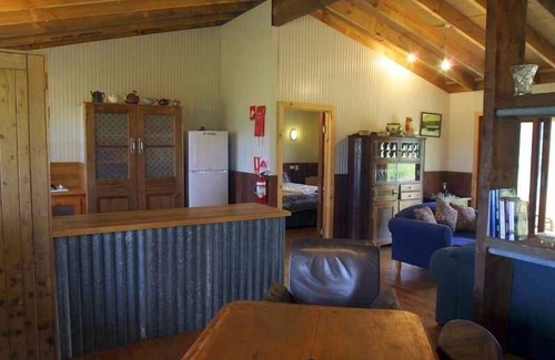 Lovedale Cabine | Lovedale Cottages