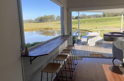 Lovedale Maison | Lovedale Lakehouse Vineyard