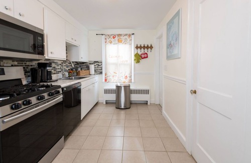 Salem Appartement | Lovely 1.5 bedroom in the great historic town