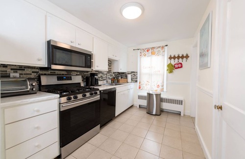 Salem Appartement | Lovely 1.5 bedroom in the great historic town