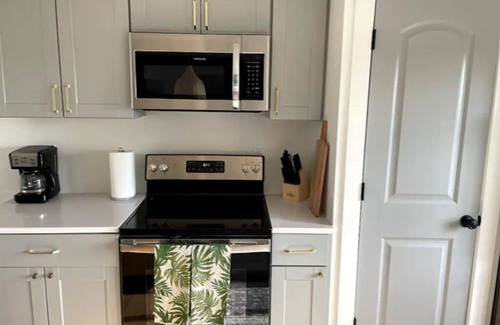 Cottonwood Heights Appartement | Lovely 1-Bdrm Apt w/ Hot Tub - 5 mins from Canyons