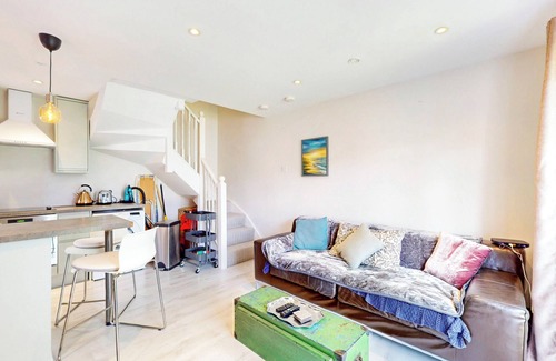 Wandsworth Common Maison | Lovely 1-Bed House with Private Garden