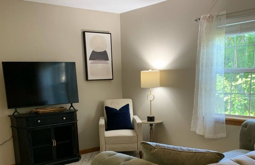 Westmere Appartement | Lovely 1-bedroom apartment with patio/deck.