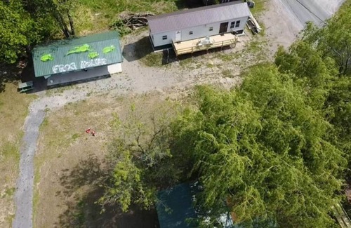 Brier Hill Cabine | Lovely 1-bedroom cabin in Hammond