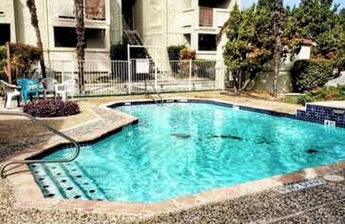 Medical Center District Copropriété | Lovely 1-Bedroom Med Center Condo w/Pool Access
