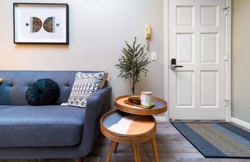 Civic Core Appartement | Lovely- 1 Bedroom rental in Downtown San Diego.
