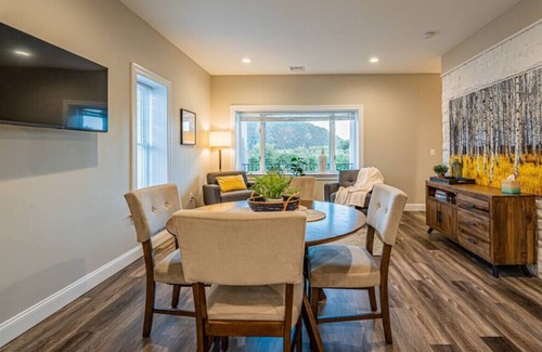 Loyalton Appartement | Lovely 1 bedroom with Free Parking, River Views