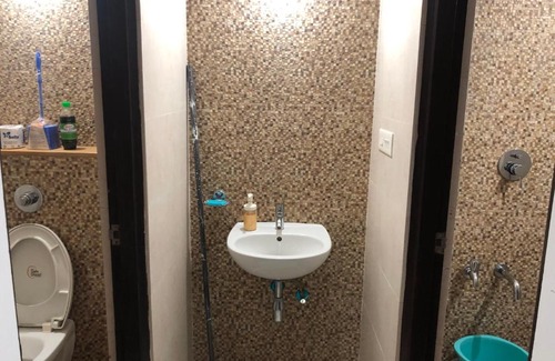 Amarnath Appartement | Lovely 1 BHK flat. Good vibes! Relax & Rejuvenate