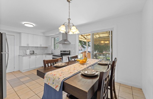 Anjou Appartement | Lovely 1Bedroom with Terrace-Near Metro Station