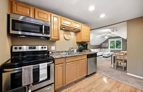 Maple Lake Appartement | Lovely 2-bedroom apartment with AC in Maple Lake
