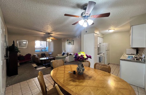 Casas Adobes Appartement | Lovely 2-bedroom apartment with WiFi, AC in Tucson