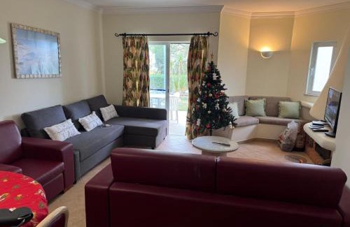 Alpouvar Maison | Lovely 2 Bedroom Home inside a Resort in Albufeira