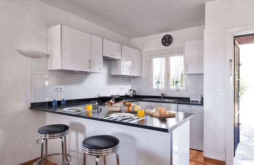 Pinar del Advocat Villa | Belle villa de 2 chambres avec piscine - à seulement 20 minutes à pied de la plage. Wifi.