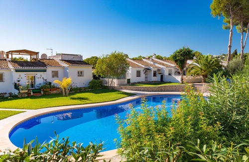 Pinar del Advocat Villa | Belle villa de 2 chambres avec piscine - à seulement 20 minutes à pied de la plage. Wifi.